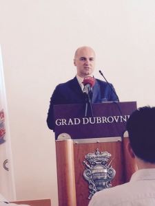 11716054_10207362377843802_1167162284_n