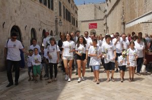 1499773728Mimohod_za_Srebrenicu_14